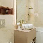 Апартаменти Nexus Boho Plaza