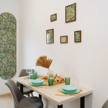 Апартаменты Nexus Boho Plaza