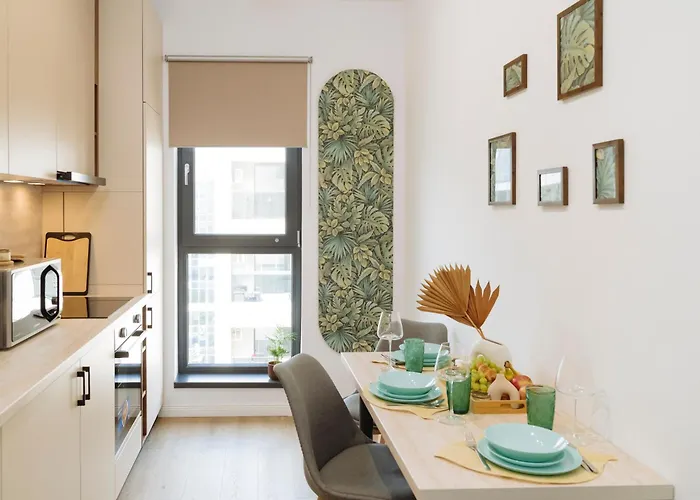 Nexus Boho Studio Plaza *